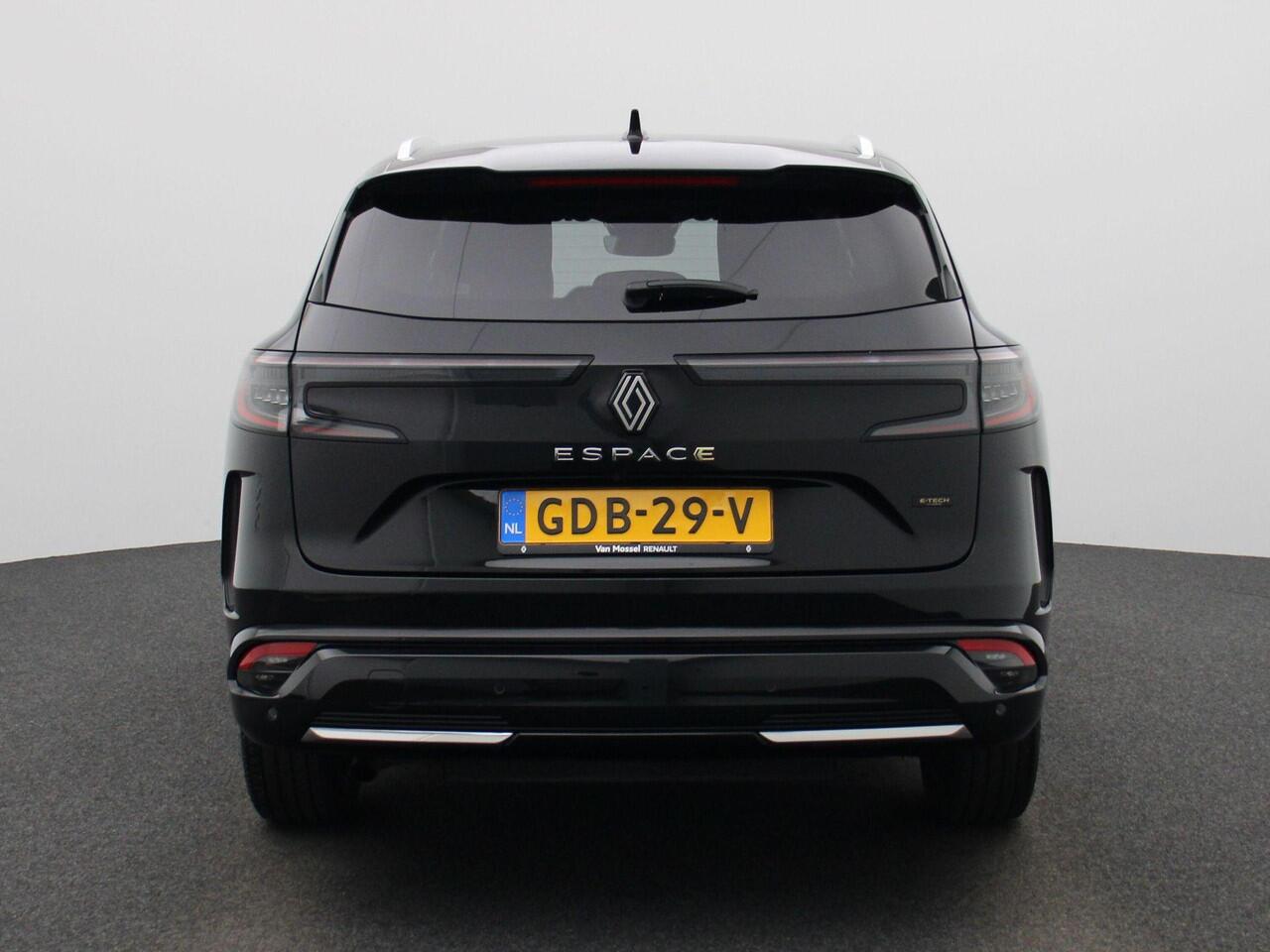 Renault ESPACE E-Tech full hybrid 200Pk techno 7p. | Navigatie | Climate Control | Cruise Control Adaptief | Elektrisch Bedienbare Achterklep | Parkeersensoren incl. Camera | Apple Carplay/Android Auto | Keyless | Lichtmetalen Velgen 19" |