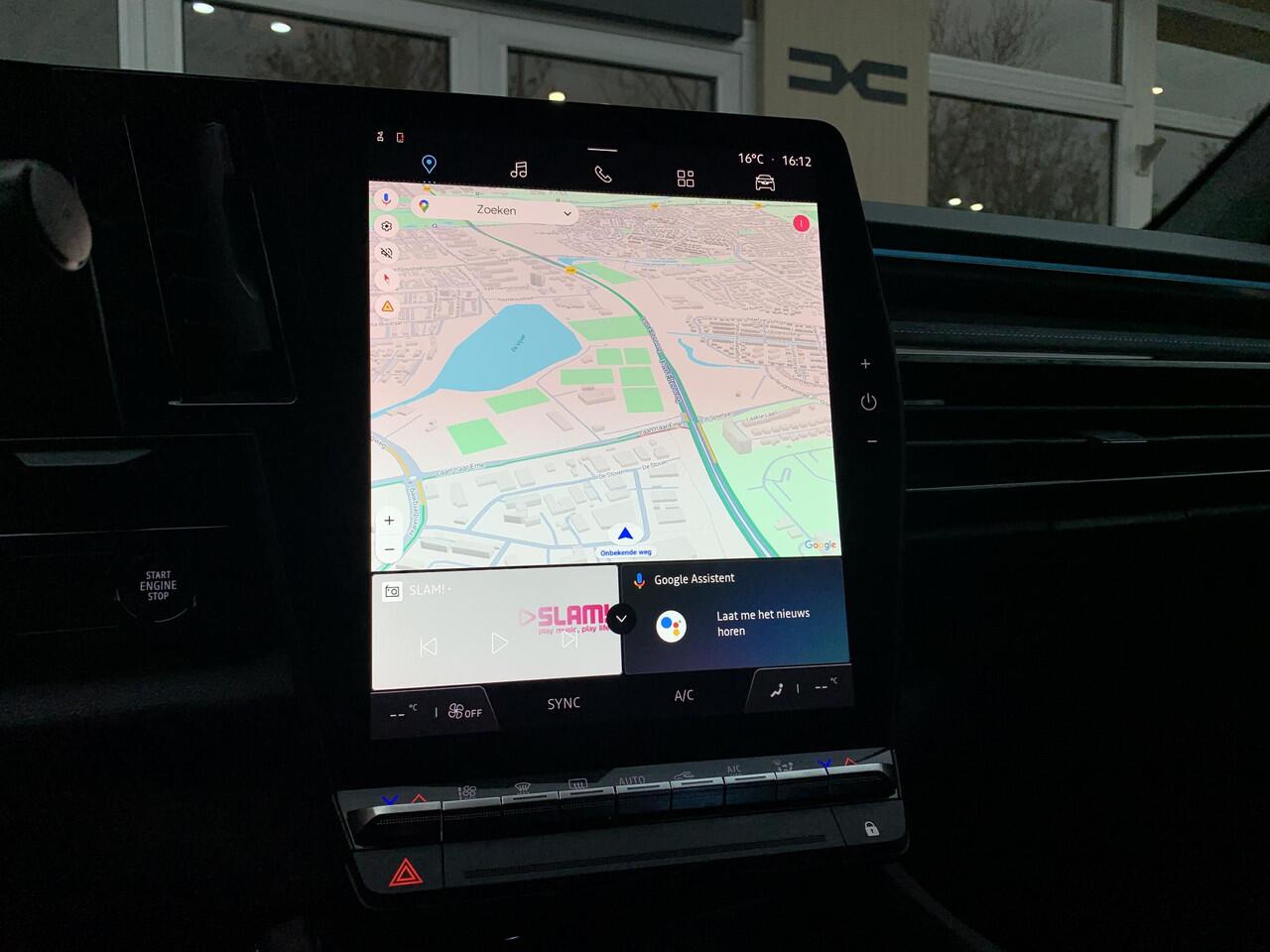 Renault ESPACE E-Tech full hybrid 200 esprit Alpine 7p. | Navigatie | Cruise Control | Achteruitrijcamera | Trekhaak | All season banden