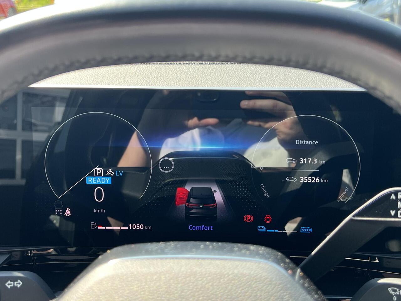 Renault ESPACE E-Tech full hybrid 200 techno 7p. | Pack Around View Camera | Google Maps geïntegreerd | Elektrische Achterklep |