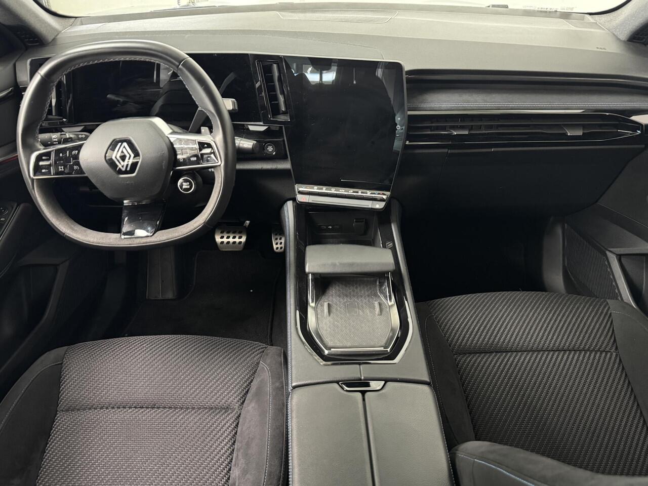 Renault ESPACE E-Tech full hybrid 200 esprit Alpine 7p. | Navigatie | Cruise Control | Achteruitrijcamera | Trekhaak |