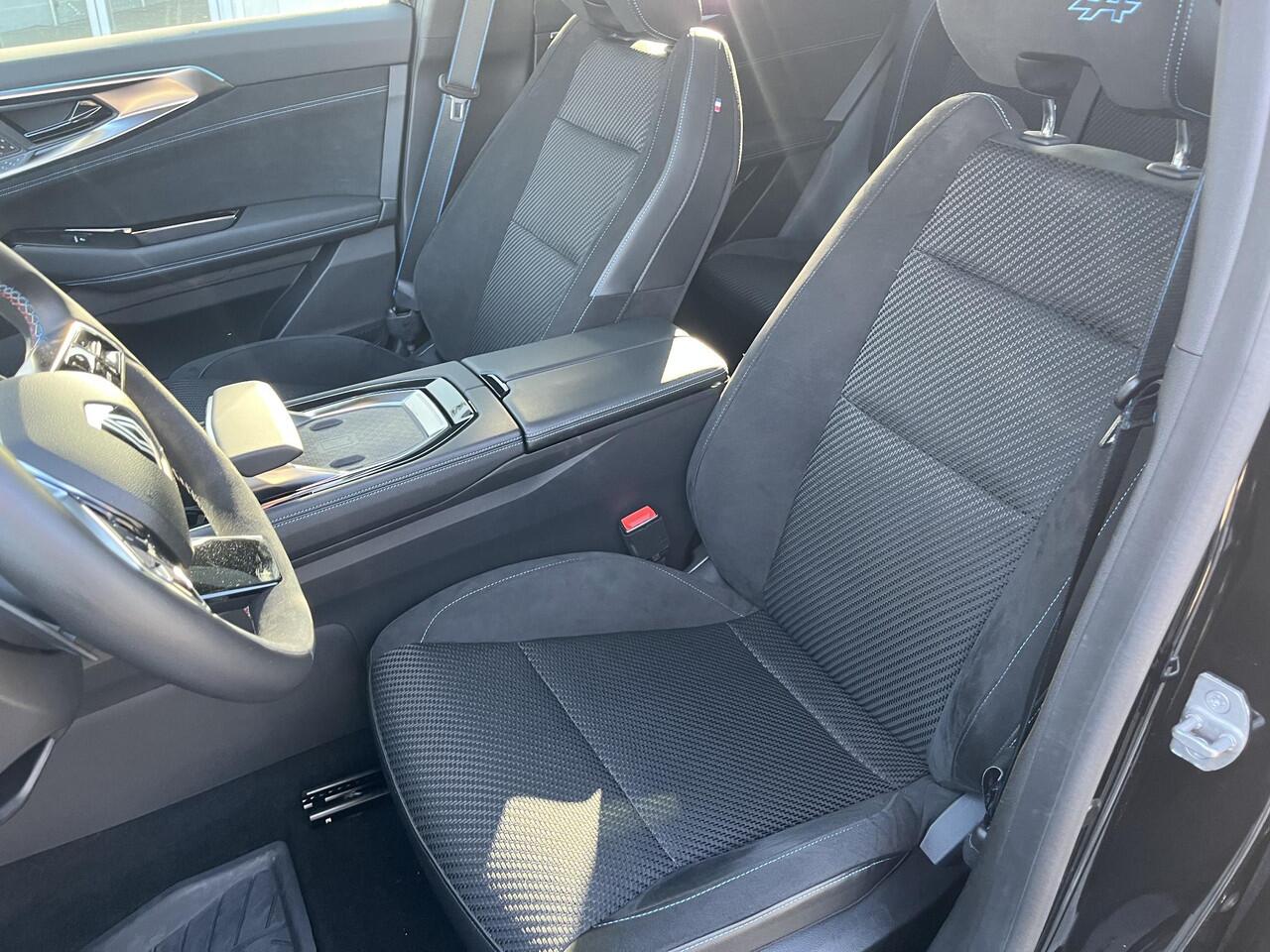 Renault ESPACE E-Tech full hybrid 200 esprit Alpine 7p. / Pack harman kardon / Pack Solid / Pack advanced driving / Pack around view / Panoramisch vast glazen dak / Head-up display / Matrix LED / Trekhaak inklapbaar