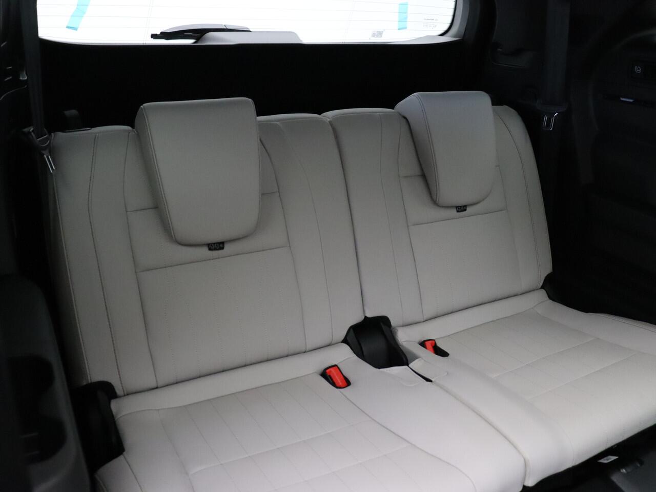 Renault ESPACE Iconic Hybrid 200 | Achteruitrijcamera | Elektrisch verwarmbare voorstoelen | Elektronisch geregelde airconditioning