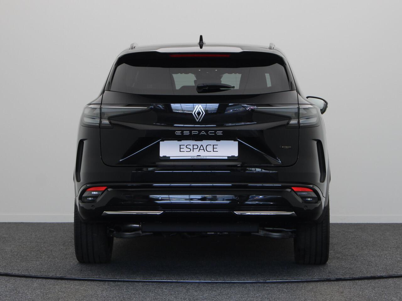 Renault ESPACE Iconic Hybrid 200 | Achteruitrijcamera | Elektrisch verwarmbare voorstoelen | Elektronisch geregelde airconditioning