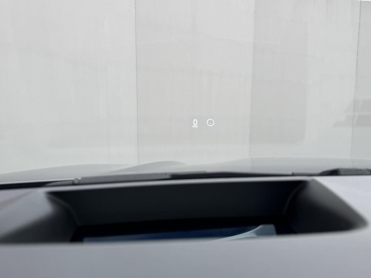 Renault ESPACE E-Tech full hybrid 200 iconic 7p. Automaat / All Season Banden / Lederen Bekleding / Elektrische Stoelen met Geheugen / Harman Kardon Premium / Head Up Display / Panoramadak / Stoel & Stuurverwarming /