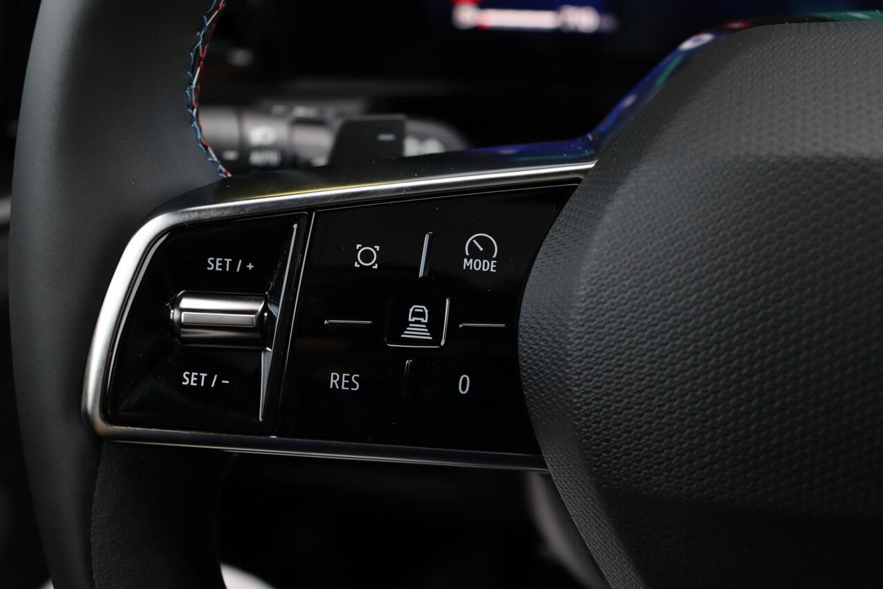 Renault ESPACE E-Tech full hybrid 200 esprit Alpine 7p. HEV | ¤4000 Voordeel | Adap. Cruise | Panoramadak | Harman Kardon | 360 Camera | Elek. Stoelen