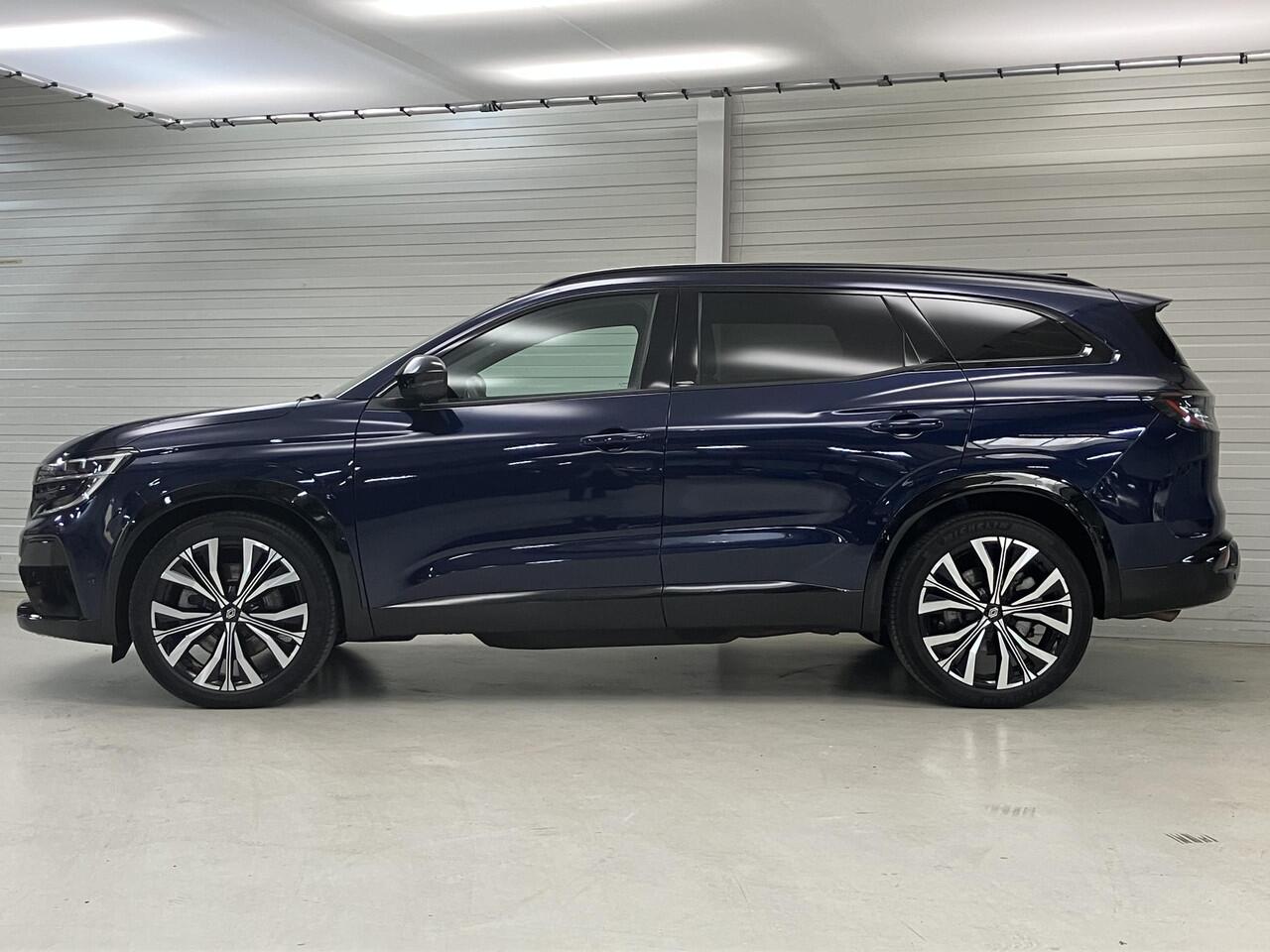 Renault ESPACE E-Tech full hybrid 200 iconic 5p. / Dealer onderhouden / Harman Kardon Audio / Panoramadak / Rondzichtcamera / Stuur- & Stoelverwarming / Adaptieve Cruise Control / Apple Carplay/Android Auto /