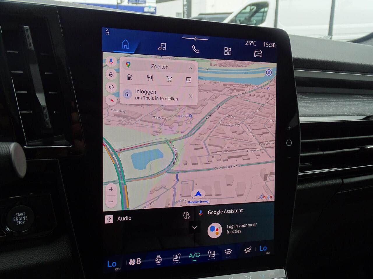 Renault ESPACE E-Tech full hybrid 200 iconic 7p. | PACK HARMAN KARDON | PACK ADVANCED DRIVING ASSIST | PANORAMISCH DAK | ELEK. VERSTELBARE BESTUURDERSTOEL INCL. GEHEUGEN |