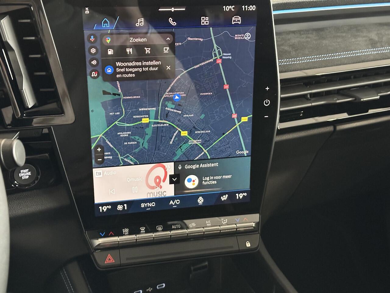 Renault ESPACE E-Tech full hybrid 200 esprit Alpine 5p. DEMO | PANORAMADAK | HARMAN KARDON AUDIO | ADAPTIEVE CRUISE CONTROLE |