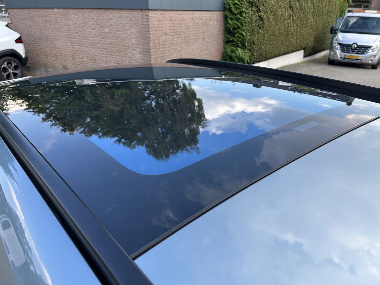 Renault ESPACE E-Tech full hybrid 200 iconic 5p.