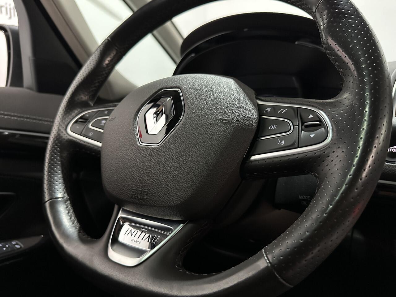 Renault ESPACE 1.8 TCe Initiale Paris 7p. - Pano / Leder / HUD / Massage