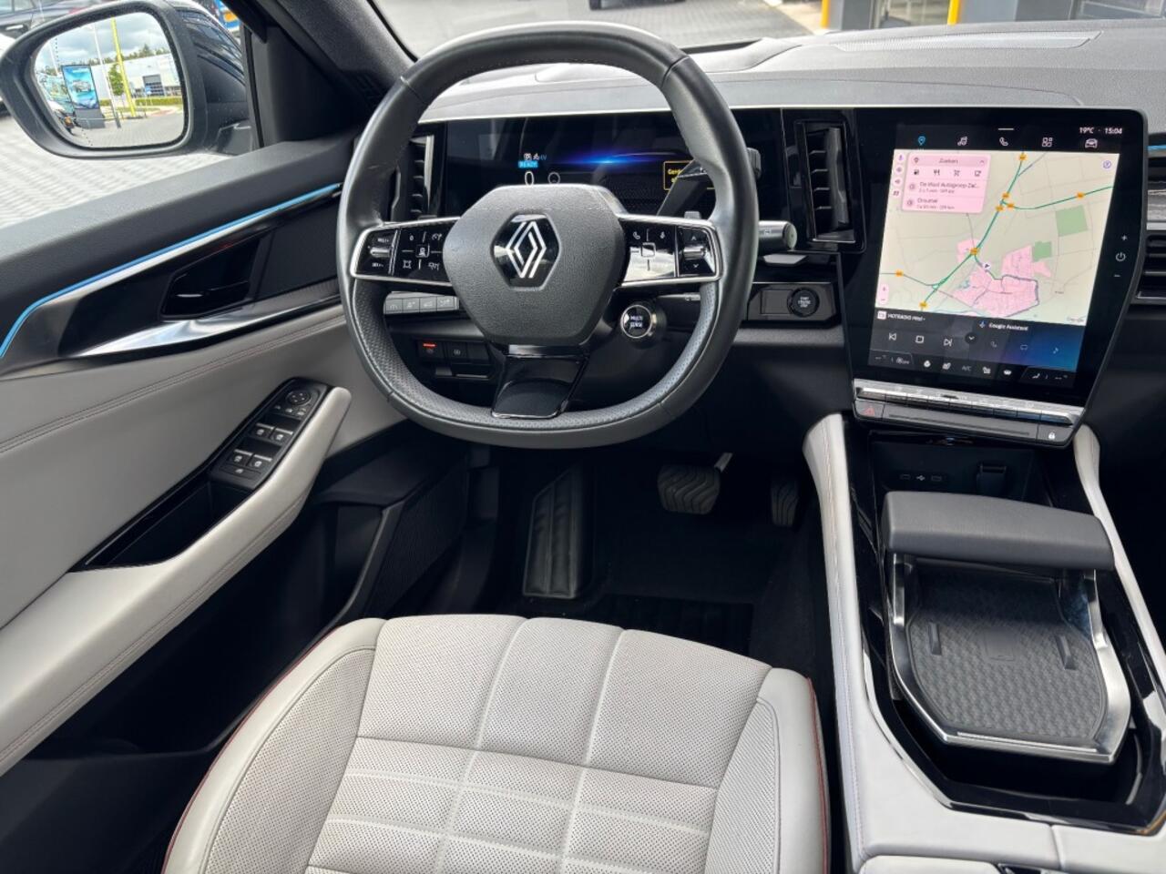 Renault ESPACE E-Tech Full Hybrid 200 Iconic 7p Pano Trekhaak Head Up