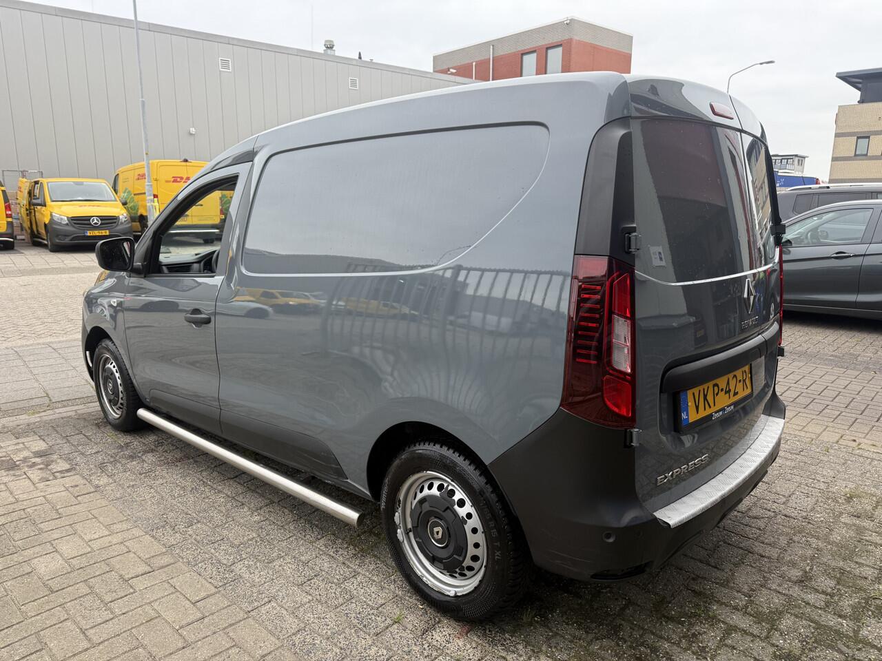 Renault EXPRESS 1.5 dCi 95 Comfort +