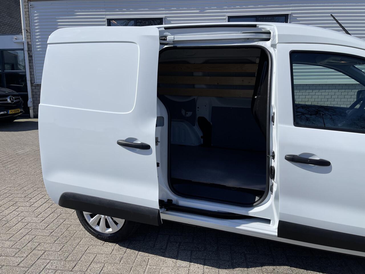 Renault EXPRESS 1.5 dCi 75 Comfort + / vaste prijs rijklaar ¤ 11.950 ex btw / lease vanaf ¤ 201 / airco / cruise / euro 6 diesel / schuifdeur / armsteun / parkeersensoren achter
