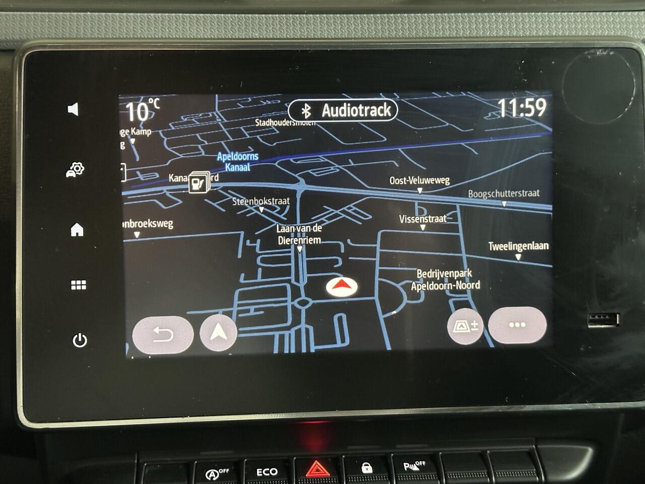 Renault EXPRESS 1.5 dCi 75 Comfort + TREKHAAK | NAVIGATIE | ACHTERUITRIJCAMERA | PARKEERSENSOREN VOOR&ACHTER | SIDEBARS | AIRCO