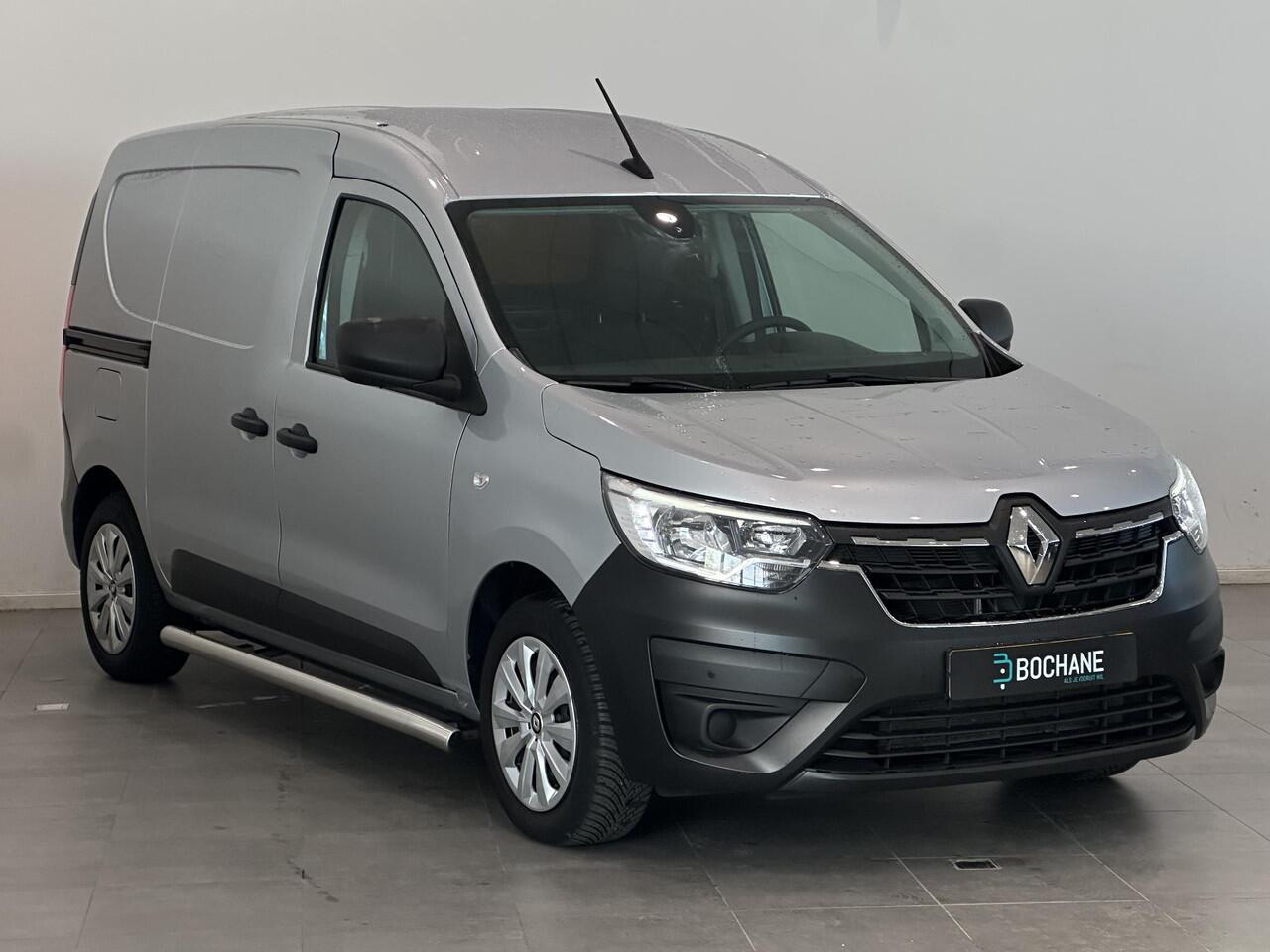 Renault EXPRESS 1.5 dCi 75 Comfort + | Navigatie | Sidebars | Trekhaak | All season banden | Bedrijfswageninrichting | Parkeersensoren voor, achter en achteruitrijcamera | Apple Carplay/Android Auto