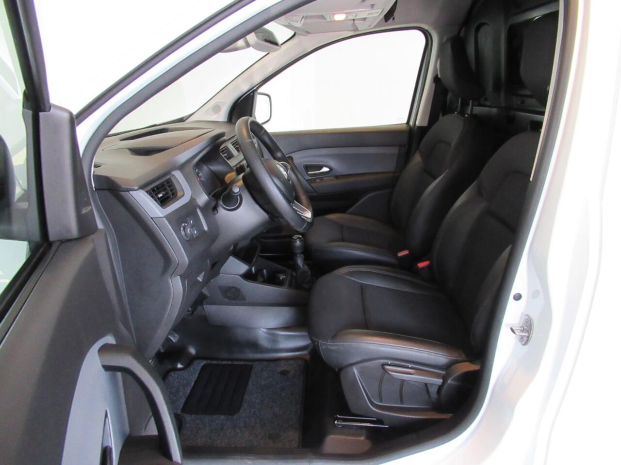 Renault EXPRESS 1.5 dCi 95pk Comfort, Betimmering, Parkeersensoren