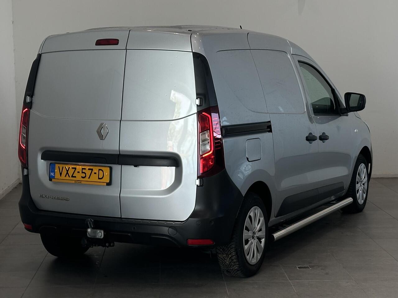 Renault EXPRESS 1.5 dCi 75 Comfort + | Navigatie | Sidebars | Trekhaak | All season banden | Bedrijfswageninrichting | Parkeersensoren voor, achter en achteruitrijcamera | Apple Carplay/Android Auto