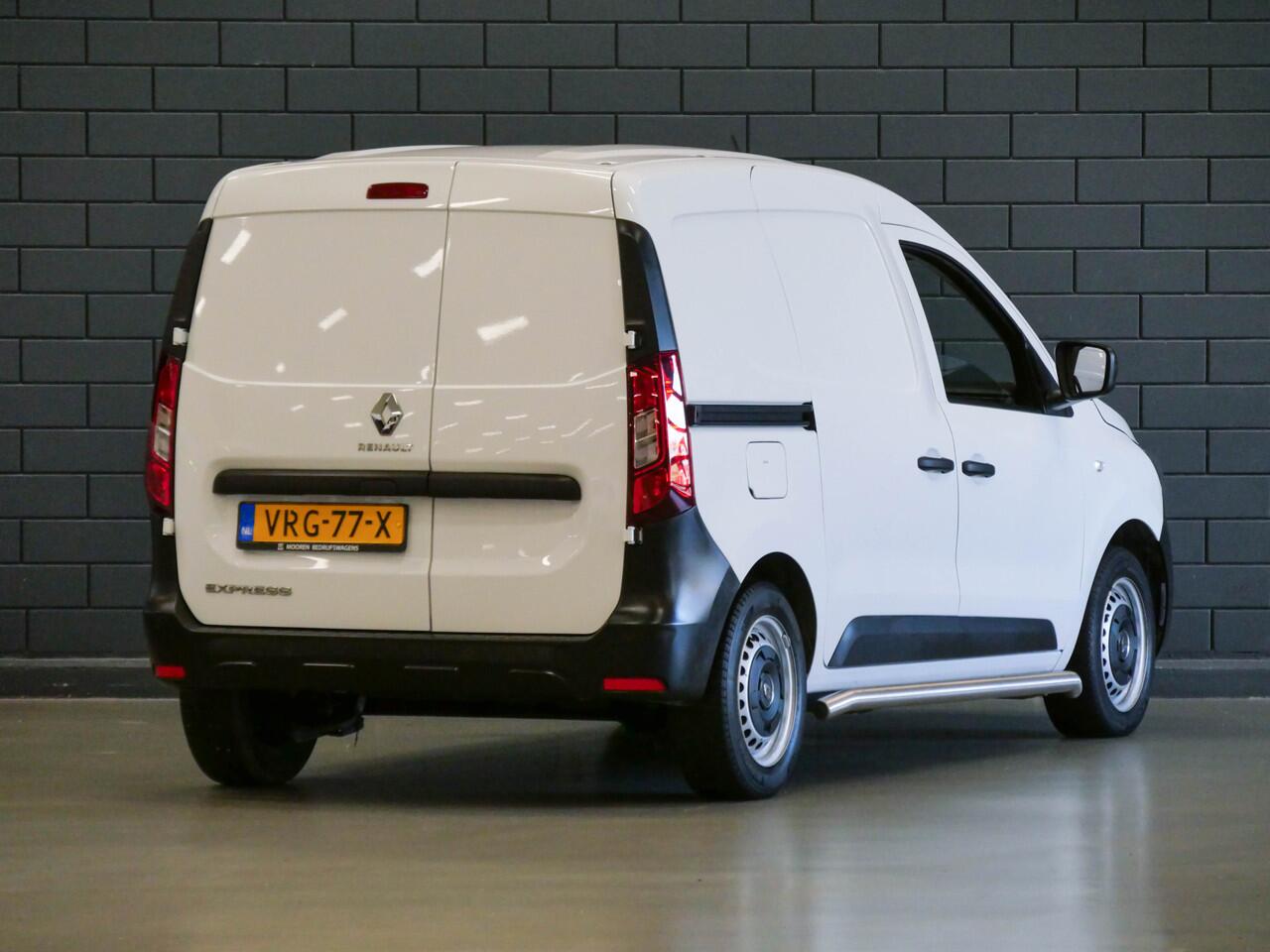 Renault EXPRESS 1.5 dCi 75PK Comfort | AIRCO | CRUISE CONTROL | CARPLAY | PDC |