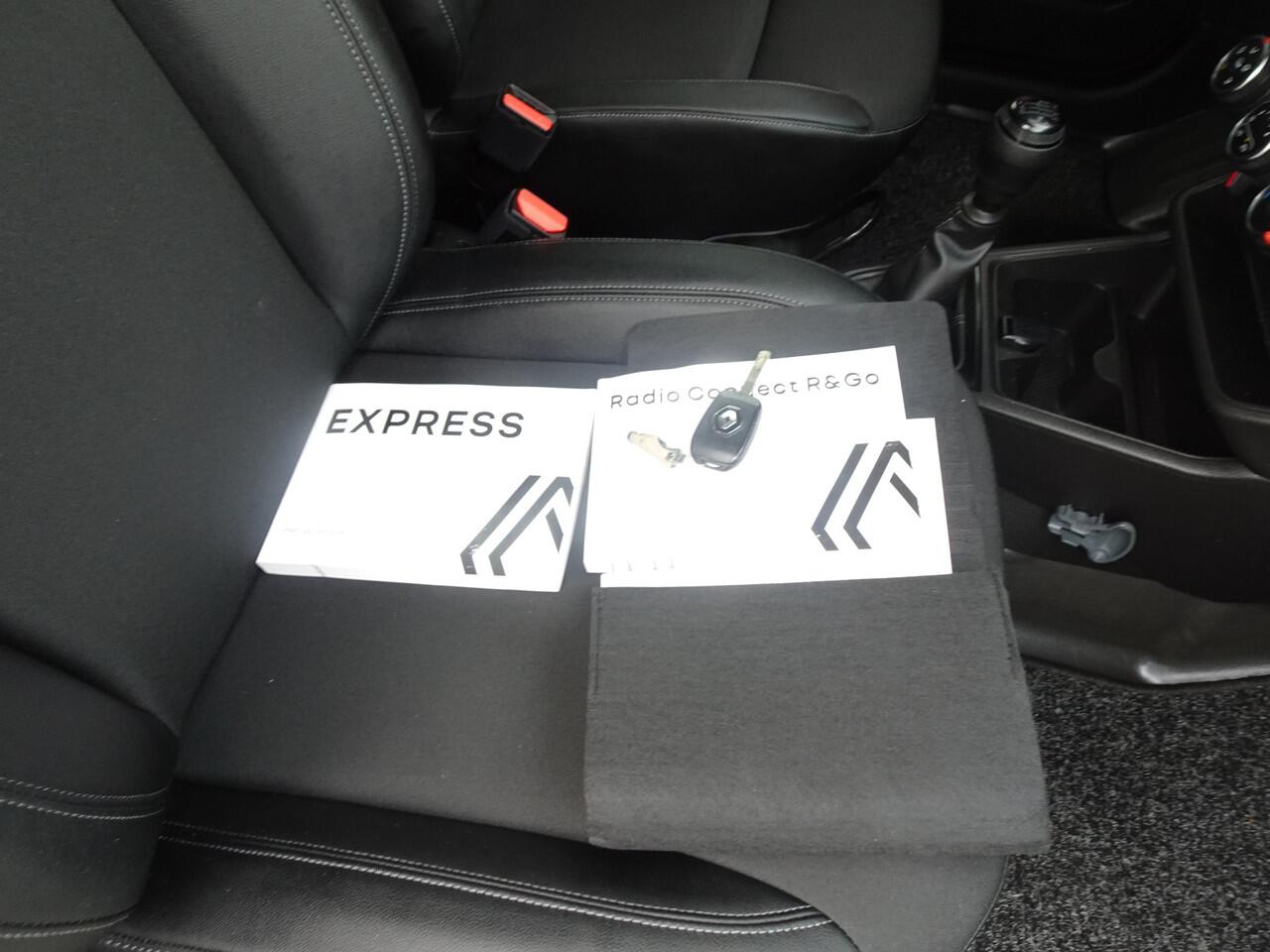 Renault EXPRESS 1.3 TCe 100 Comfort benzine uitvoering airco uniek