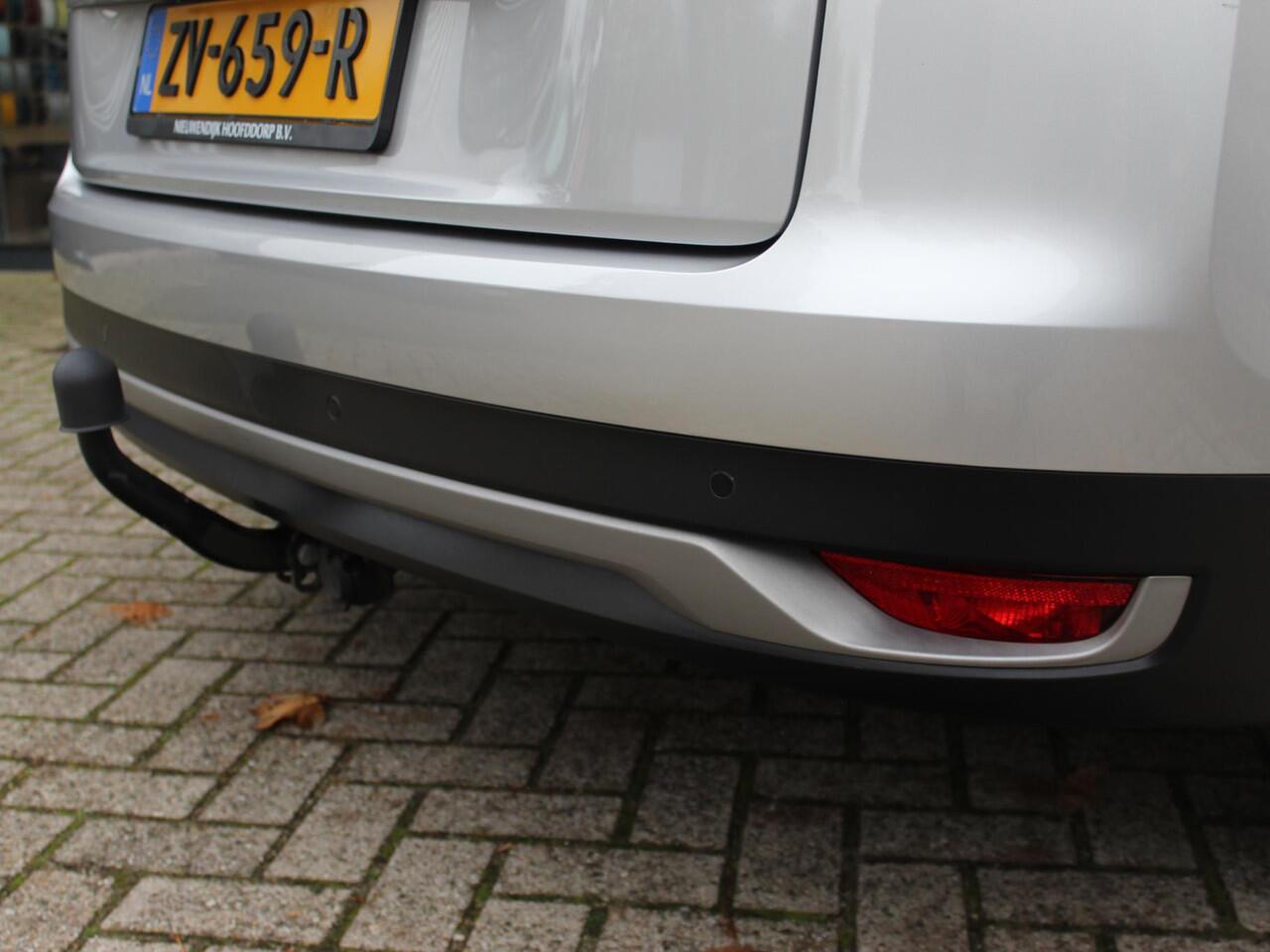 Renault GRAND SCENIC 1.3 TCe 140 Intens 7p. AUTOMAAT / DEALER ONDERHOUDEN / TREKHAAK / NAVI / CLIMATE / CRUISE / CAMERA / PDC / KEYLESS / 20'' LMV ALL-SEASON