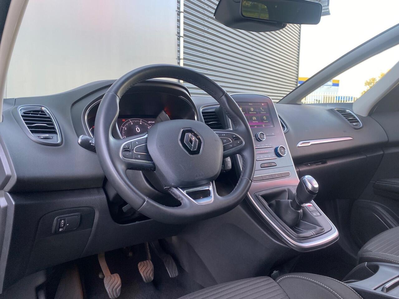 Renault GRAND SCENIC BWJ 2021 | 1.3 TCe 116PK Business Zen 7p. | TREKHAAK | CAMERA | CLIMA | NAVI | CARPLAY | PDC 2X |