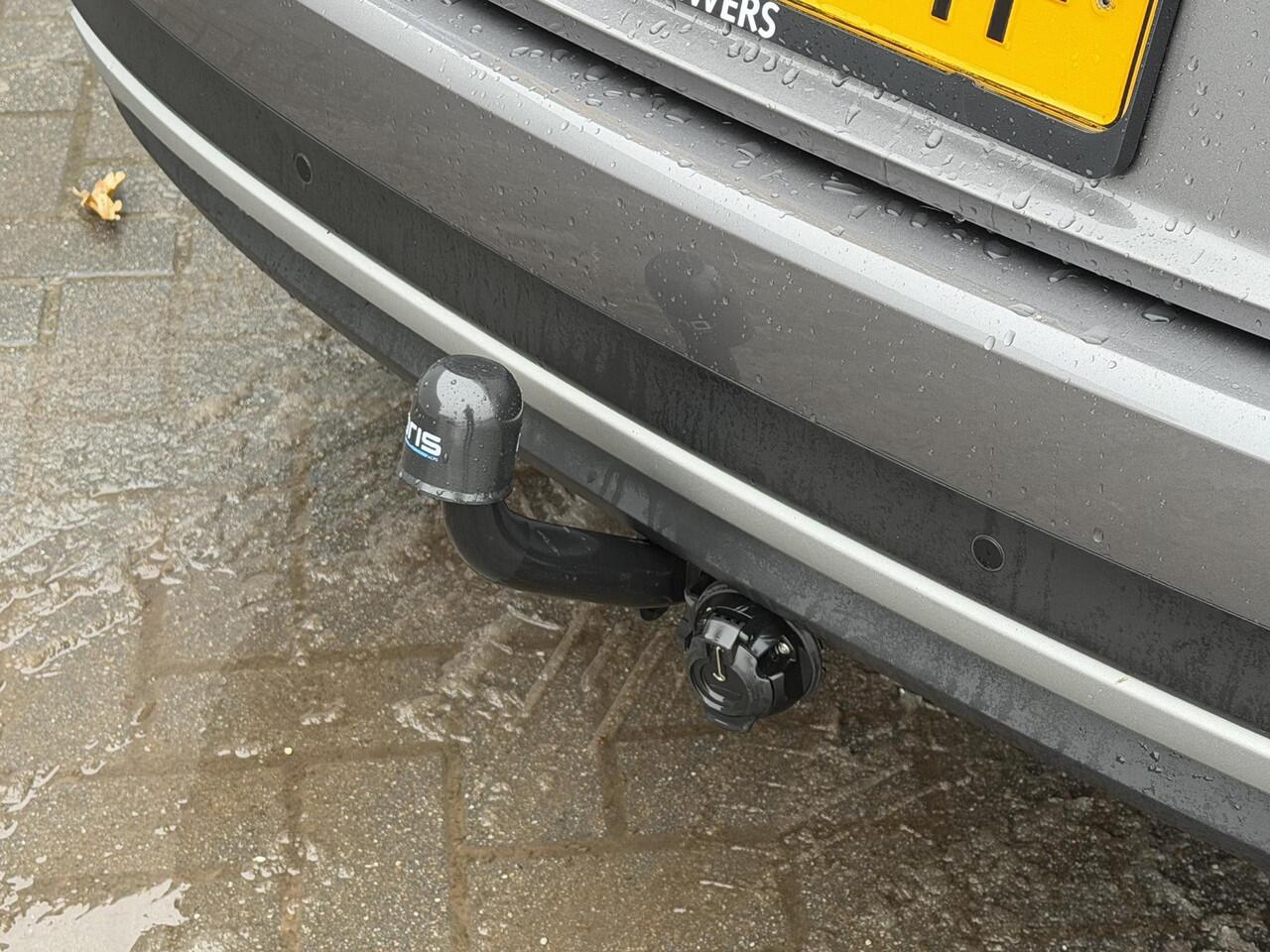 Renault GRAND SCENIC 1.3 TCe Equilibre 140pk 7p. / Automaat / Trekhaak (1500KG) / Navigatie / Camera / PDC / DAB / Cruise / Clima / All Season Banden /