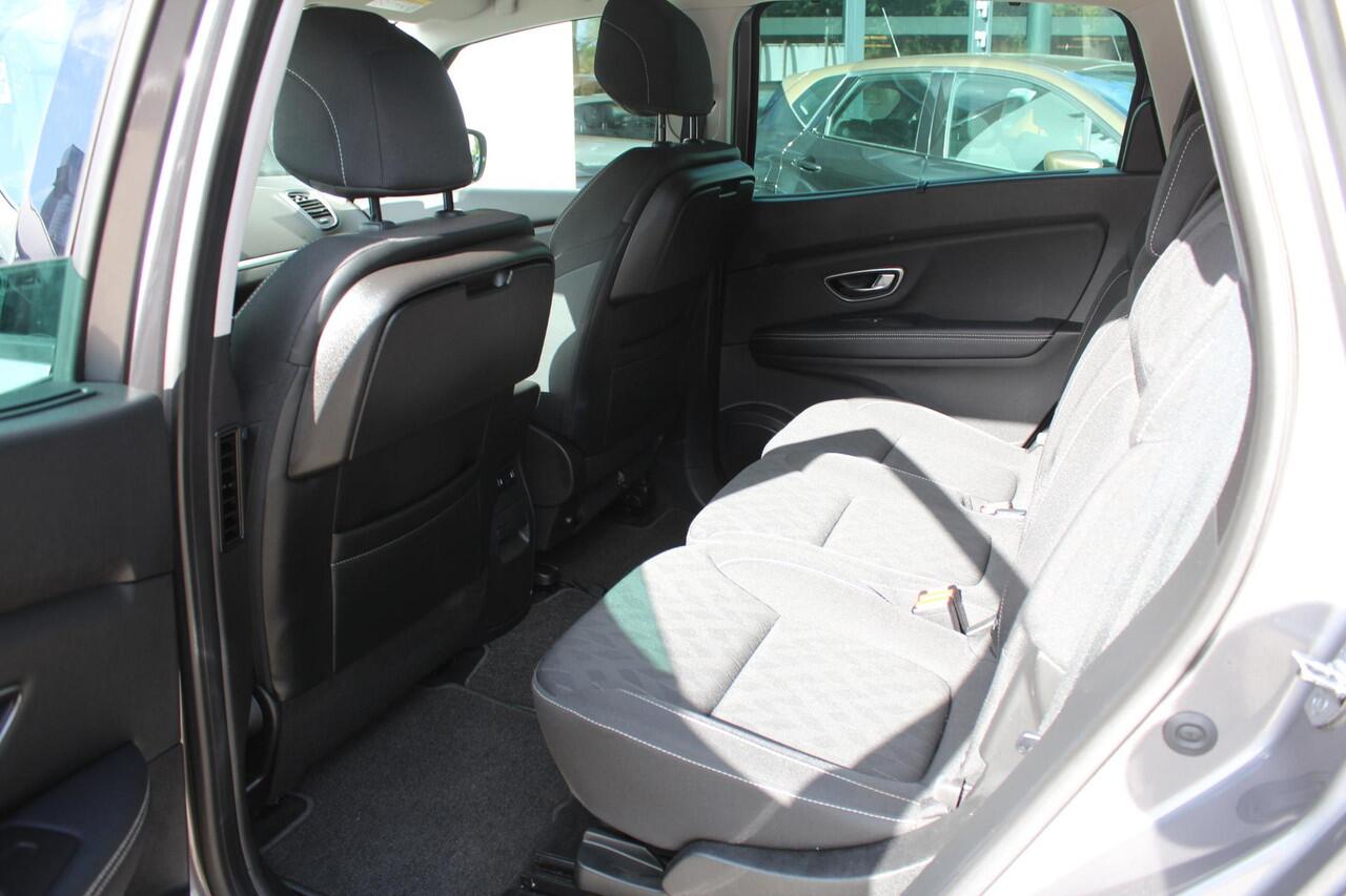 Renault GRAND SCENIC 1.3 TCe 140 Limited Luxe