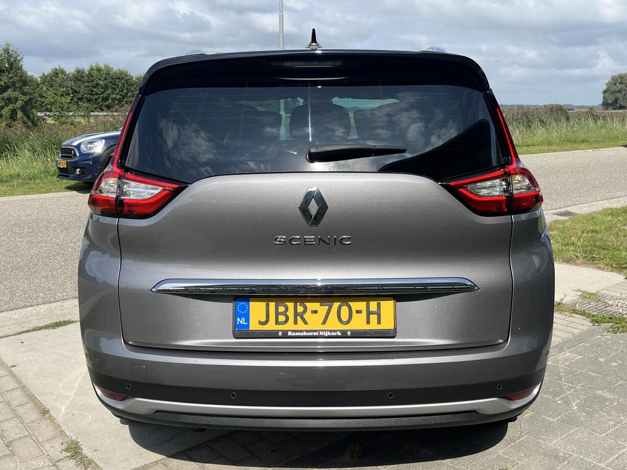 Renault GRAND SCENIC 1.3 TCe 140 PK Bose Black Edition 7-Persoons / Dealer onderhouden / Panorama / Stoelverw. / Keyless / Camera /