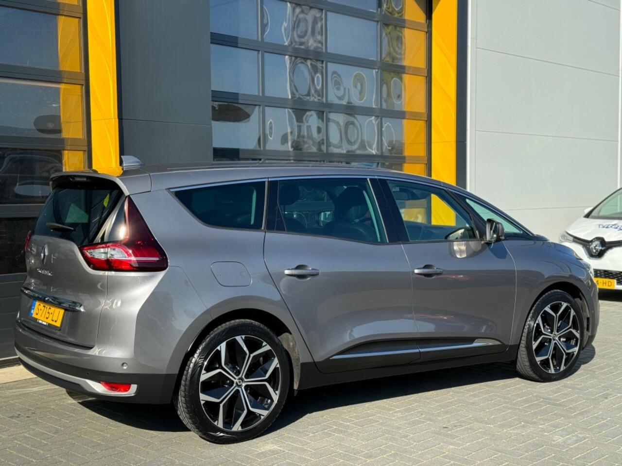 Renault GRAND SCENIC 1.3 TCe 140 pk Techno 7p Camera All Season