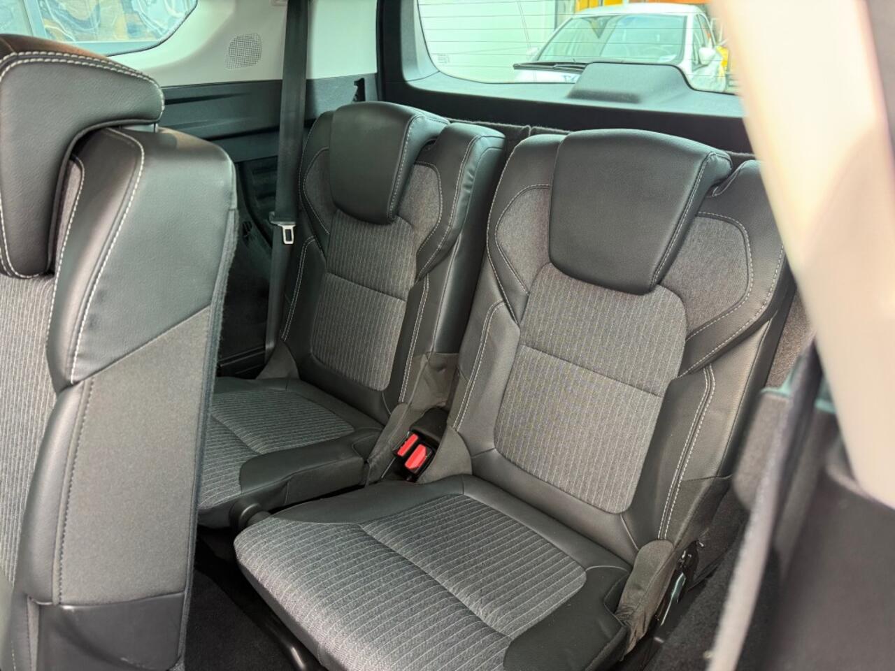 Renault GRAND SCENIC 1.3 TCe 140 pk Techno 7p. Camera All Season