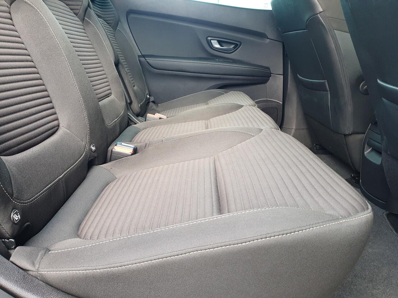 Renault GRAND SCENIC 1.3 TCe Business Zen 7p. NAVI/CLIMA/CRUISE/TRHAAK/LMV