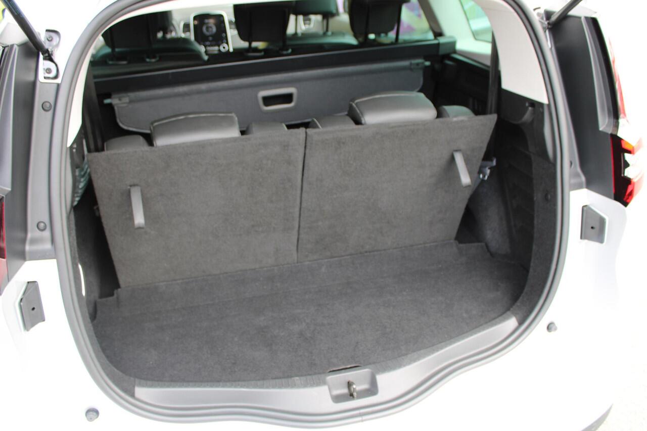 Renault GRAND SCENIC 1.3 TCe Techno 7p. | CAMERA | BLIND SPOT | PARKEERSENSOREN V+A | CLIMATE CONTROL | CRUISE CONTROL | APPLE CARPLAY