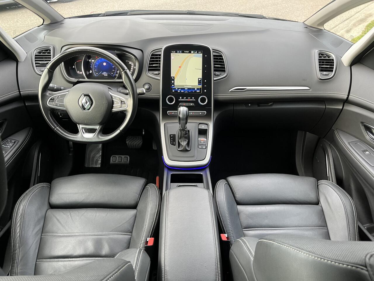 Renault GRAND SCENIC 1.3 TCe Intens 140 PK Automaat / Trekhaak / 7-Persoons / Automaat / Elek Stoelvers. / Stoelverw. / Apple Carplay - Android Auto / Camera /
