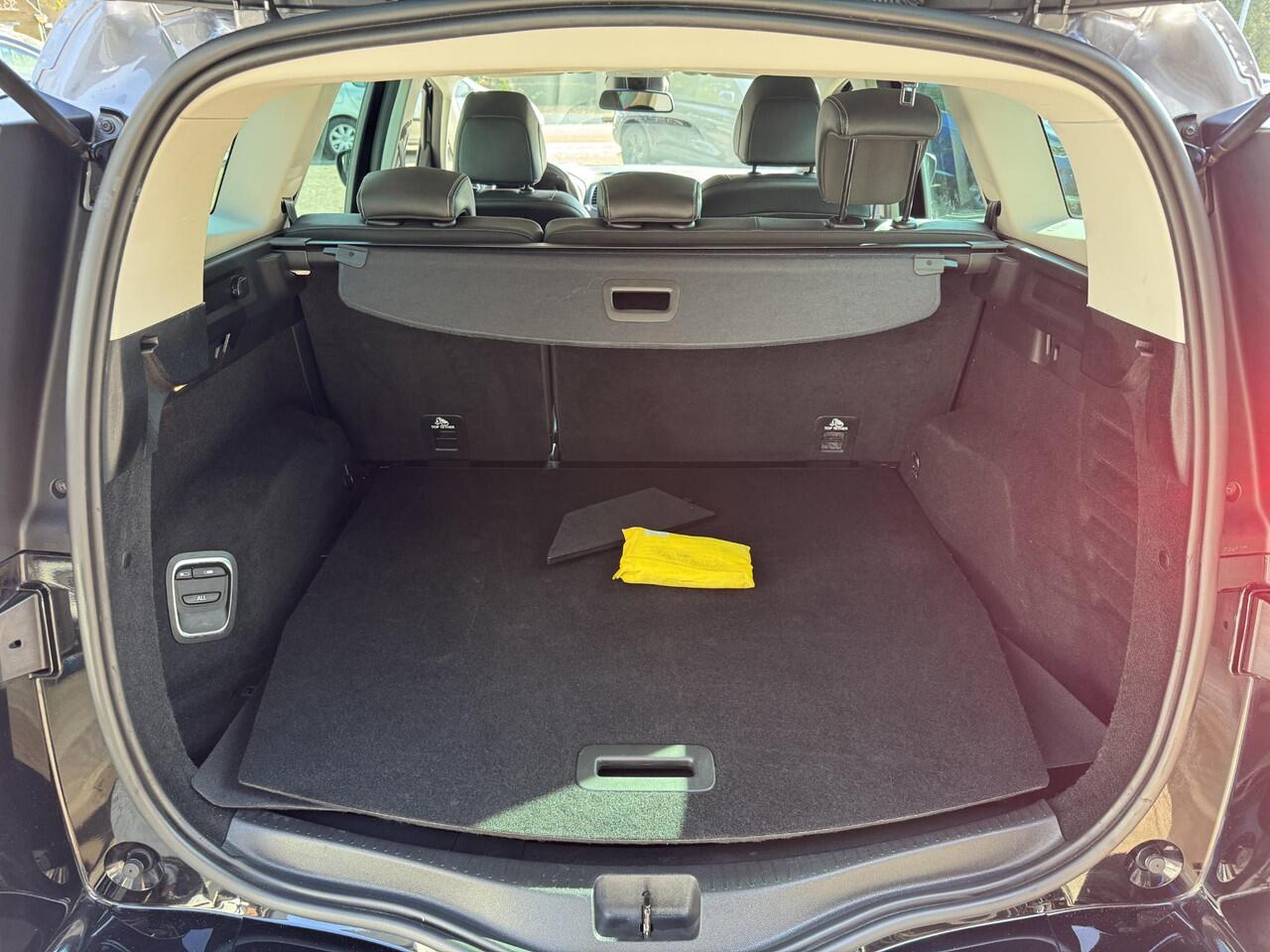 Renault GRAND SCENIC 1.3 TCe Intens