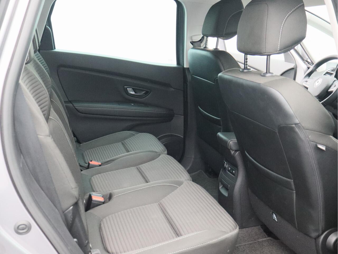 Renault GRAND SCENIC 1.3 TCe Equilibre 7P/ automaat/ lage km!