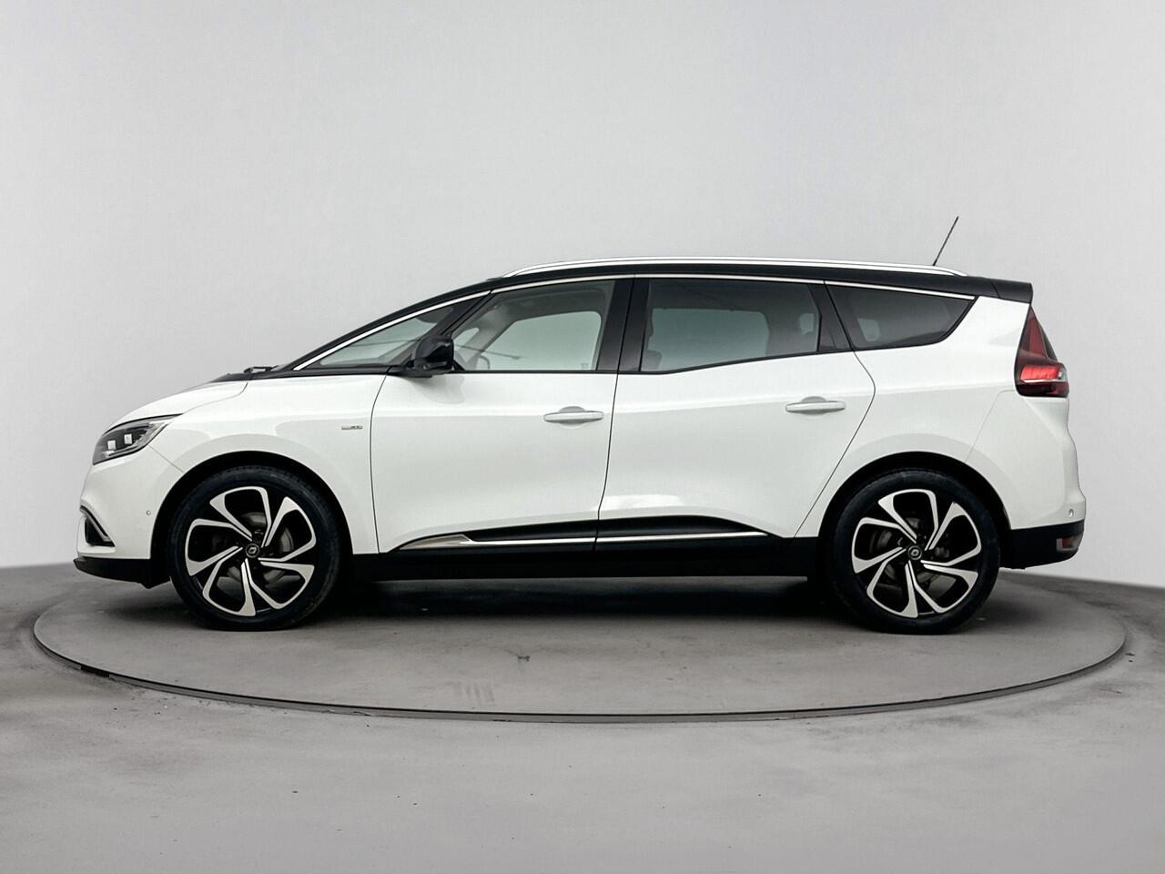 Renault GRAND SCENIC 1.3 TCe Bose 7p. 140Pk | Navigatie | Apple & Android Carplay | Climate Control | Parkersensoren Voor & Achter | Achteruitrijcamera | Panorama-Dak | Bose Geluidsysteem | Privacy Glass | Keyless Entry |
