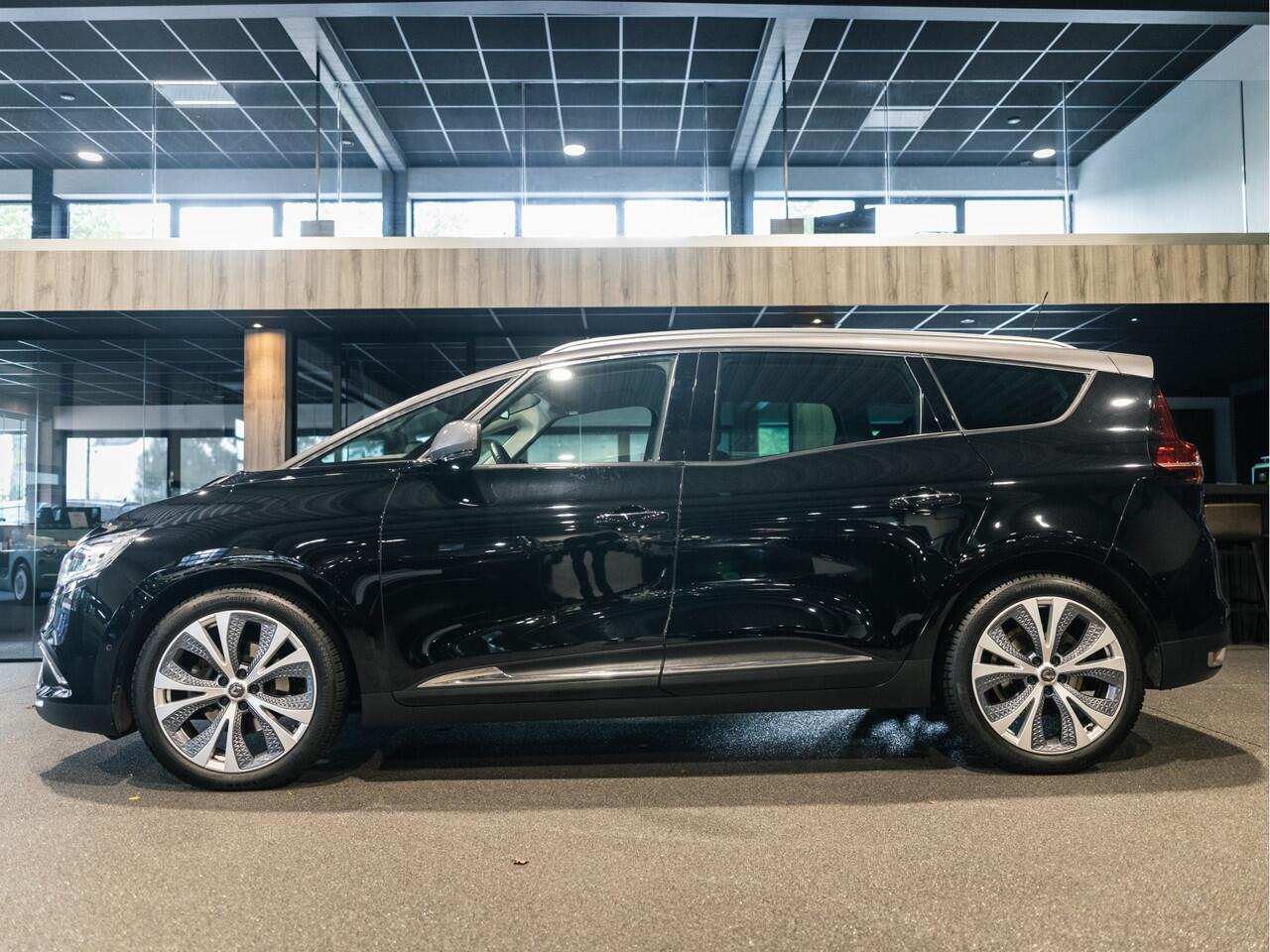 Renault GRAND SCENIC 1.3 140pk TCe Intens 7p. Half leder | Sensoren | LED | Navi | Lane | Dodehoek