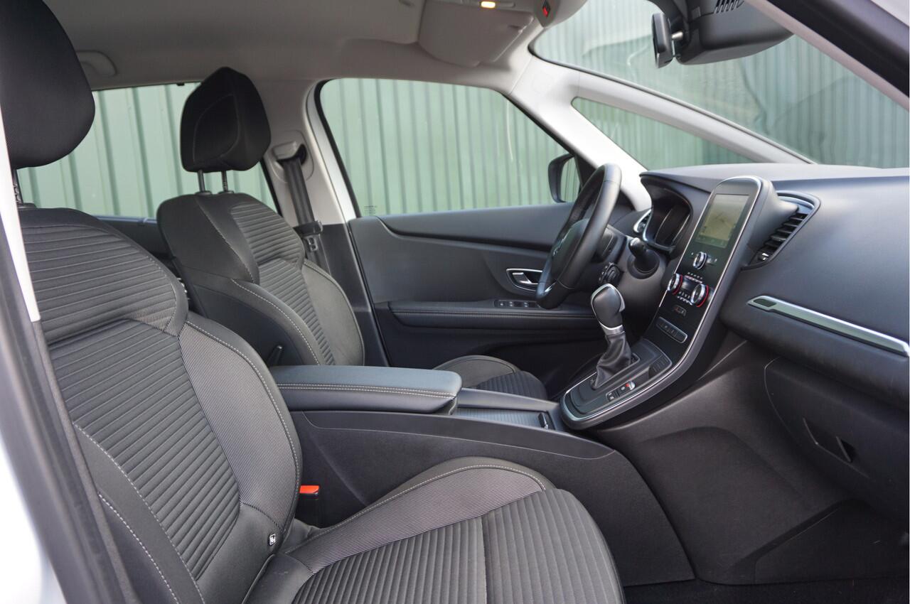 Renault GRAND SCENIC 1.3 TCe 140pk Automaat 7-persoons + Trekhaak/ Navi/ Camera/ Keyless/ Garantie!