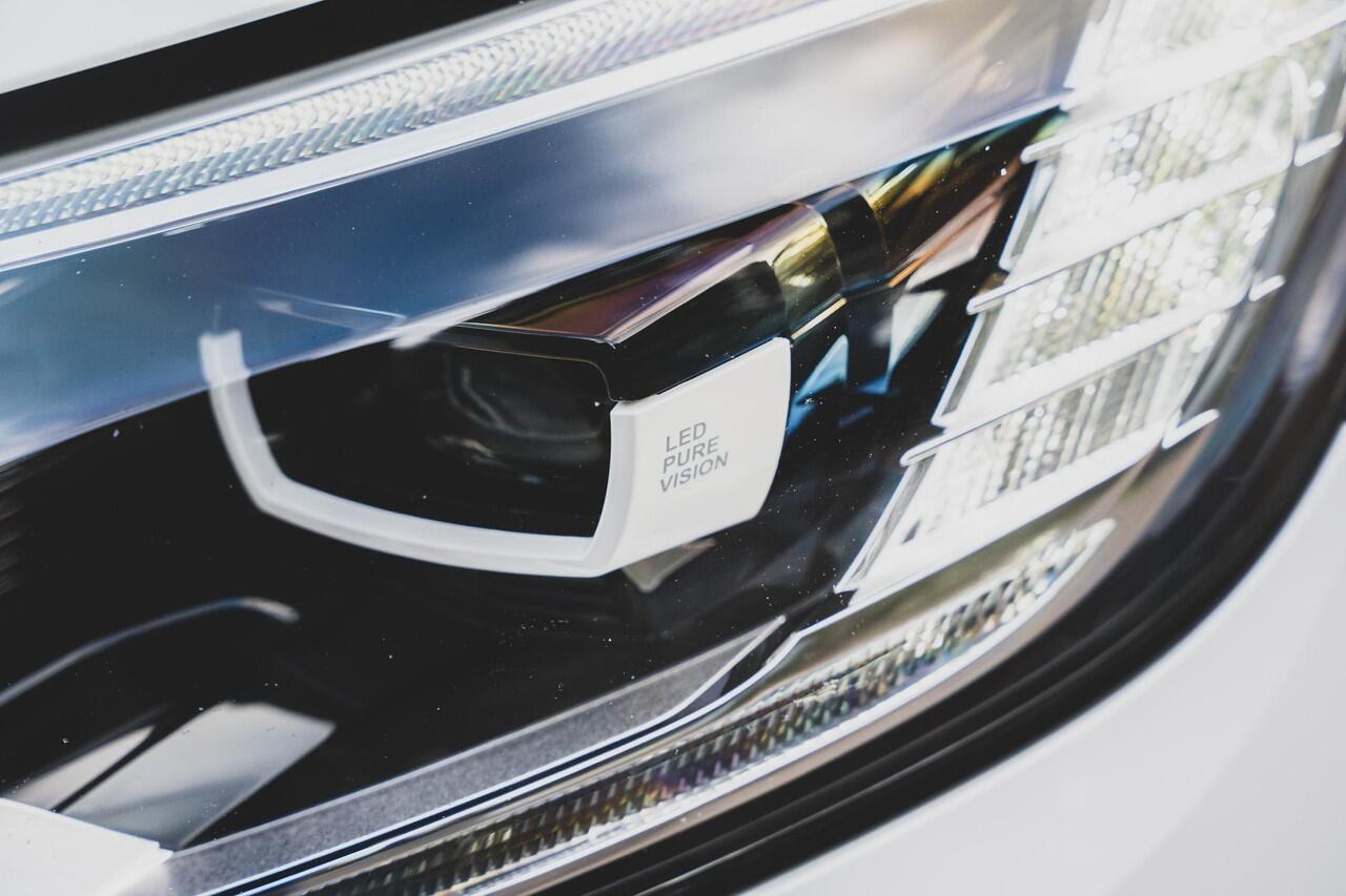 Renault GRAND SCENIC 1.3 TCe Bose 7p. TREKHAAK | CAMERA | CARPLAY | DODEHOEK | ORG NL 2E EIGN