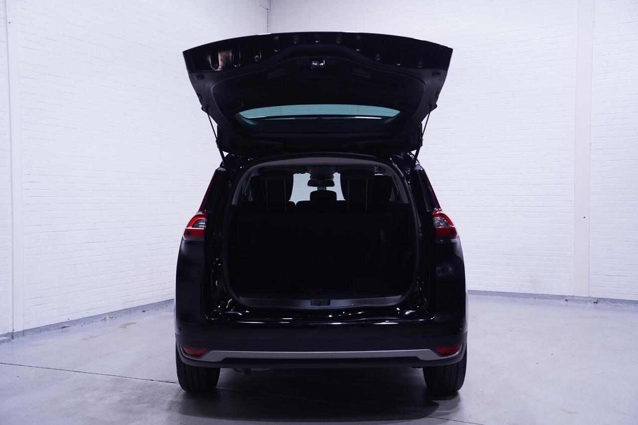 Renault GRAND SCENIC 1.3 TCe Techno 7p. NAP 7-Persoons Climate Half-leder bekleding led koplampen 1e Eigenaar