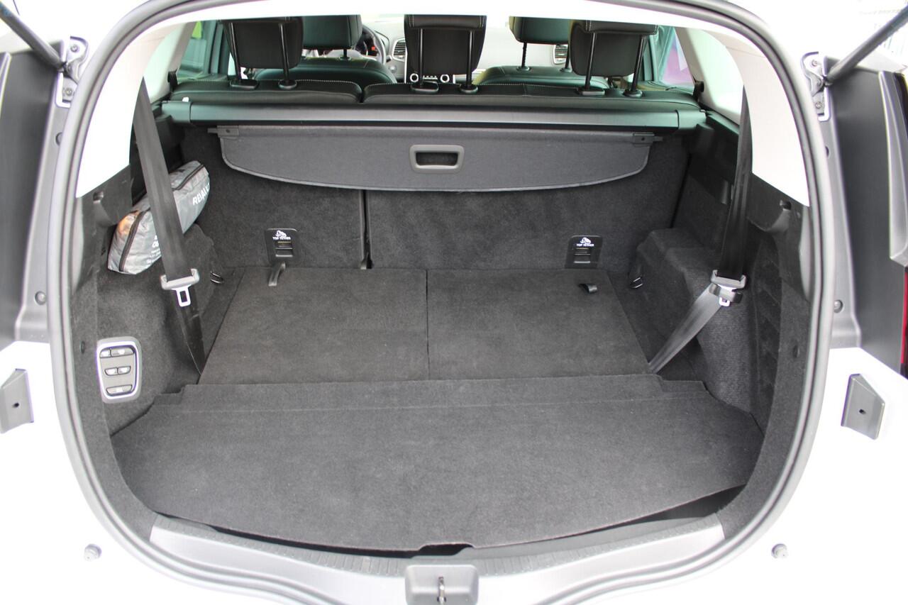 Renault GRAND SCENIC 1.3 TCe Techno 7p. | CAMERA | BLIND SPOT | PARKEERSENSOREN V+A | CLIMATE CONTROL | CRUISE CONTROL | APPLE CARPLAY