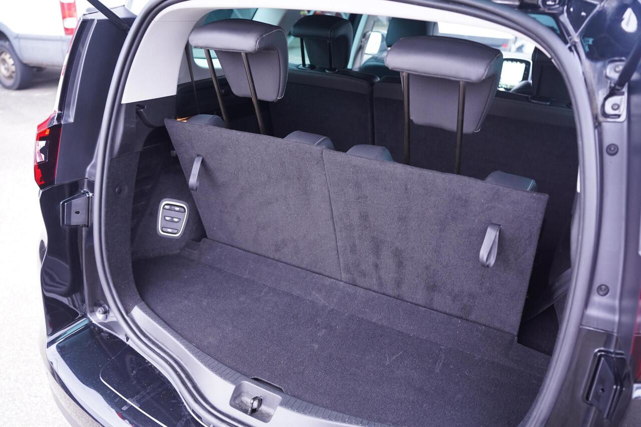 Renault GRAND SCENIC 1.3 TCe Techno 7p. NAP 7-Persoons Climate Half-leder bekleding led koplampen 1e Eigenaar