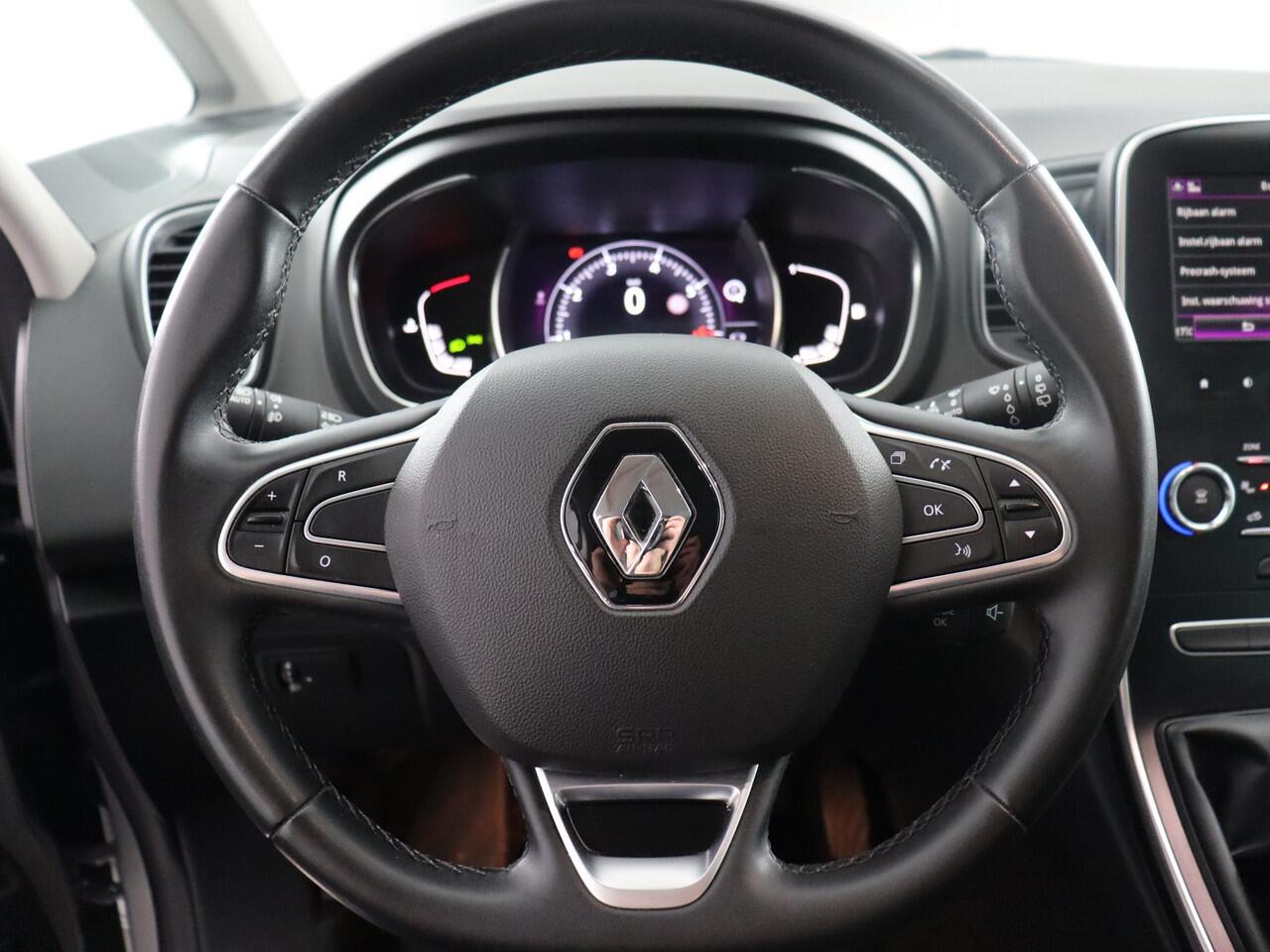 Renault GRAND SCENIC 1.3 TCe Business Zen 7p. (Carplay / Navi / PDC / Cruise / Lane Assist)