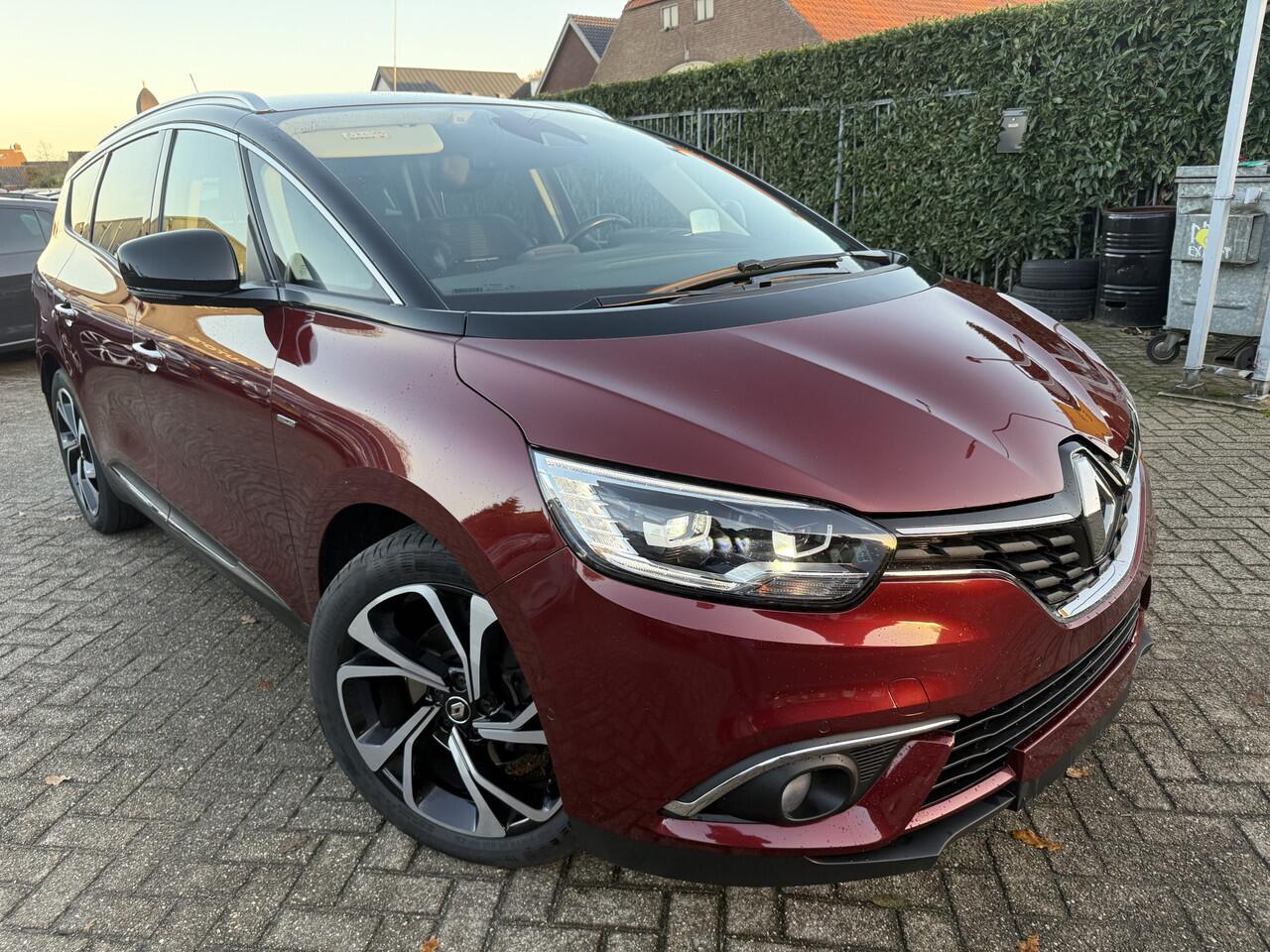 Renault GRAND SCENIC 1.7 Blue dCi Bose 7p. B