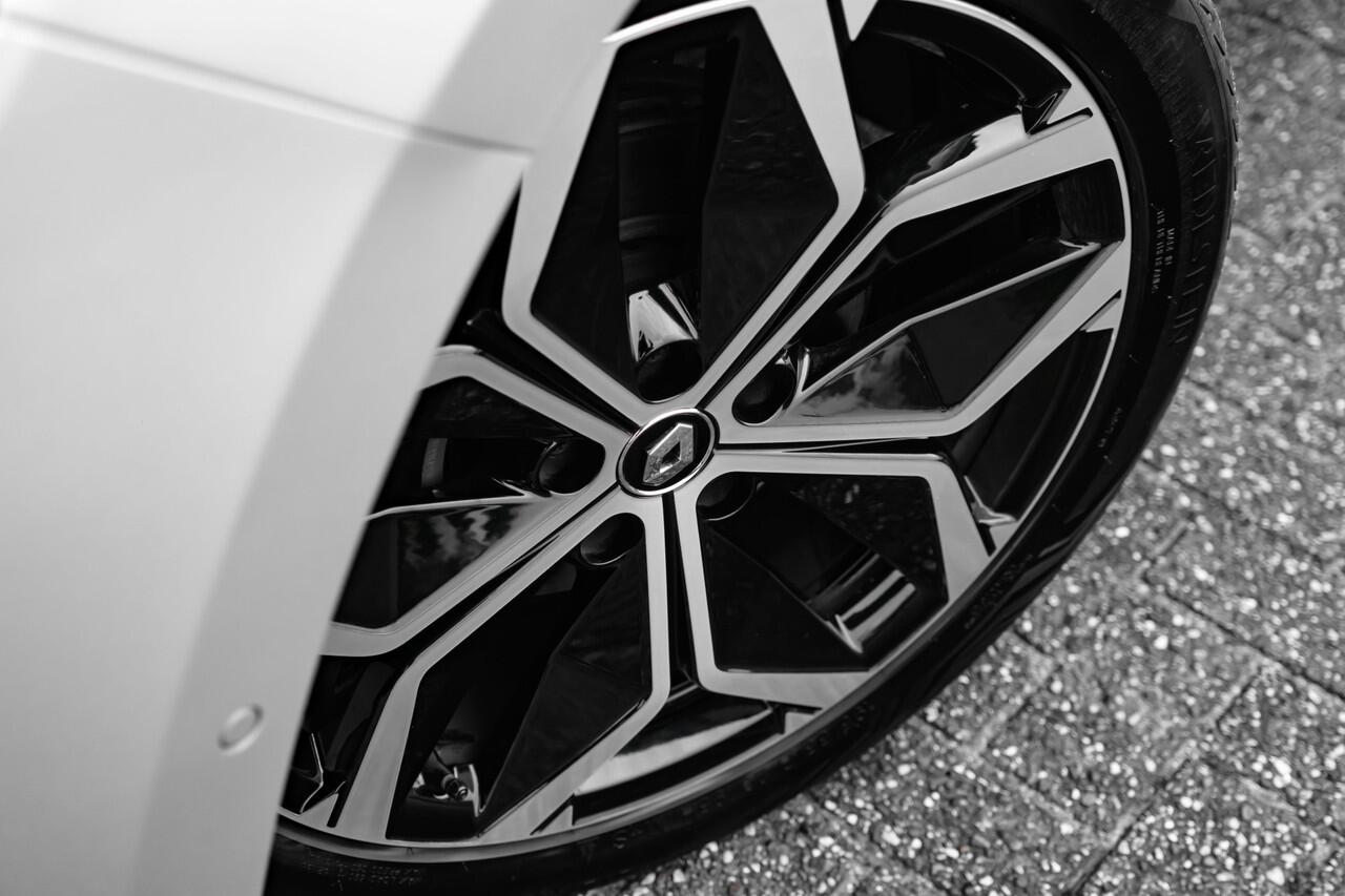 Renault GRAND SCENIC 1.3 TCe Techno 7p. | 7-persoons | navigatie | all season banden