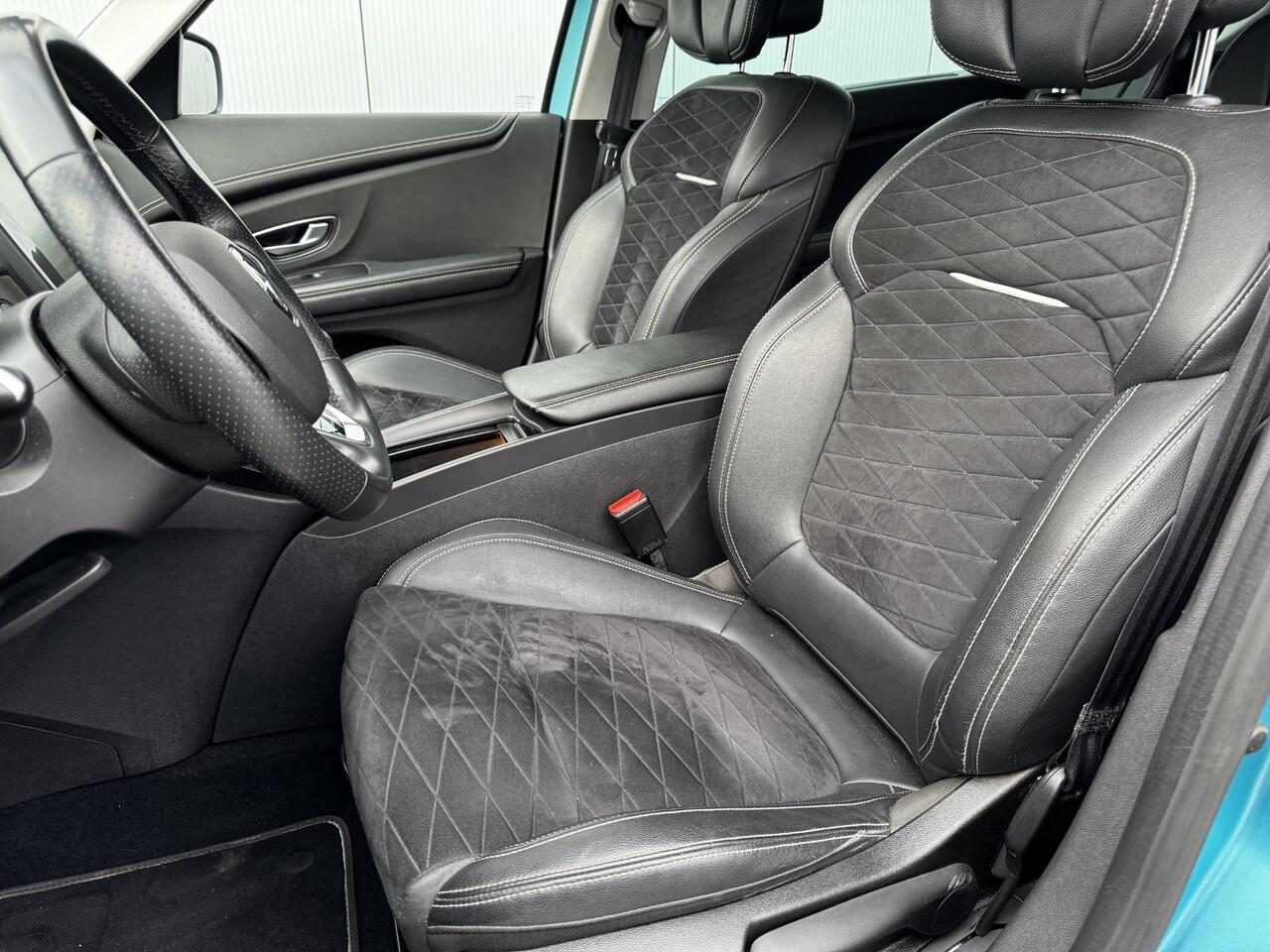 Renault GRAND SCENIC 1.3 TCe Intens 7 persoons! / Trekhaak 1.500 KG Trekgewicht / Adaptieve Cruise Control / Navigatie / Climate Control / Stoelverwarming / Parkeersensoren Voor + Achter / Achteruitrijcamera / 20 Inch Lichtmetalen Velgen /