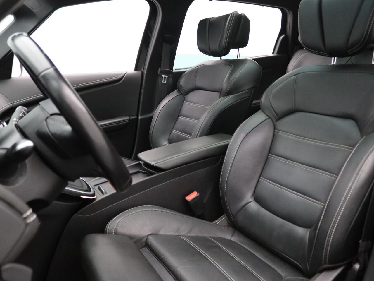 Renault GRAND SCENIC 160pk TCe Intens 7p. Automaat Cruise | Climate | Navi | Parkeersens. v+a | Stoelverw. | Panoramadak