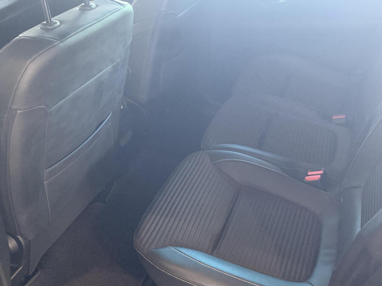 Renault GRAND SCENIC 1.3 TCe Intens 7p. | NAVIGATIE | ACHTERUITRIJCAMERA | CLIMATE CONTROL | PARKEERSENSOREN VOOR-/ACHTER