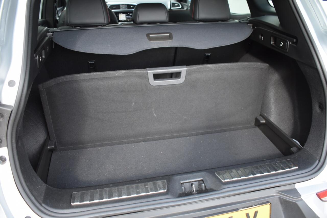 Renault KADJAR 1.3 TCe Black Edit. Automaat. Camera. Climate control.