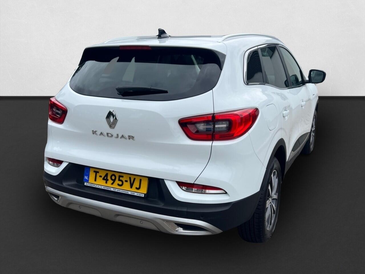 Renault KADJAR 1.3 TCe Intens PANO / ALL SEASON / CAMERA / STOEL VERW. STOELVERWARMING / CRUISE CONTROL / PANO